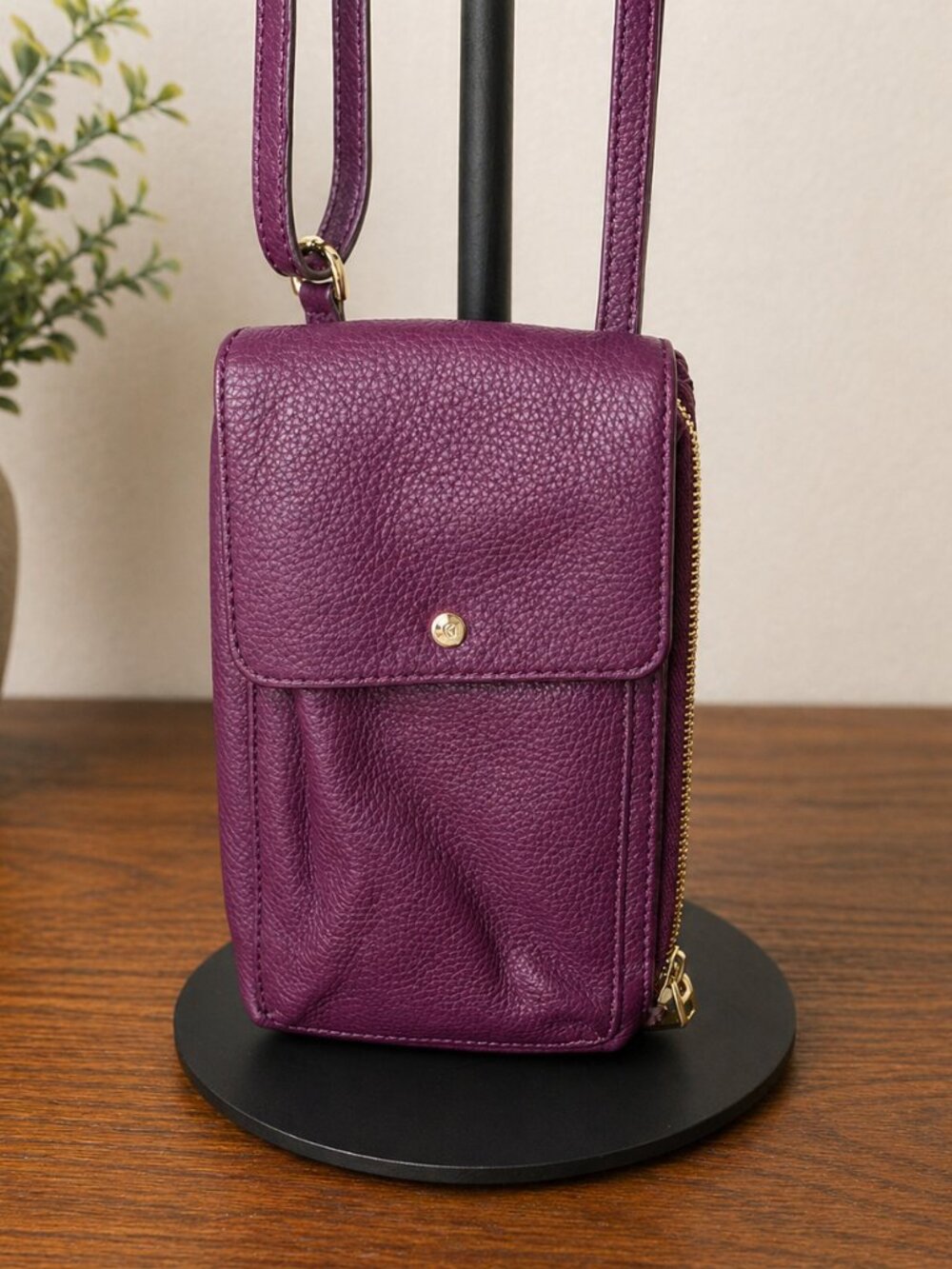 G.I.L.I. Plum Genuine Leather Crossbody Phone Purse NWOT